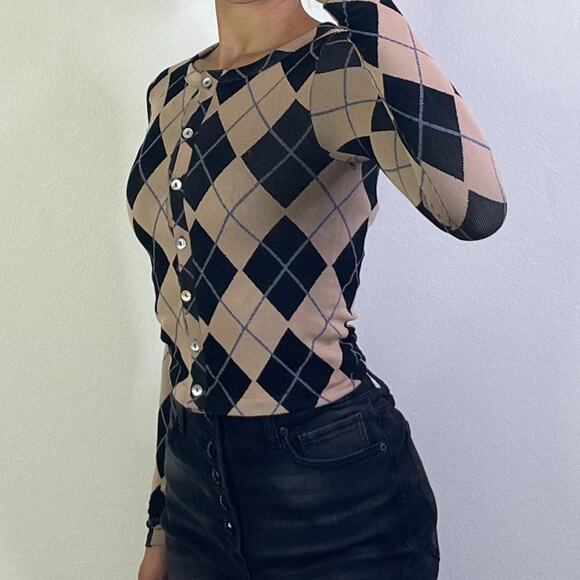 Argyle Black and Nude Cardigan - Picture 2 of 5